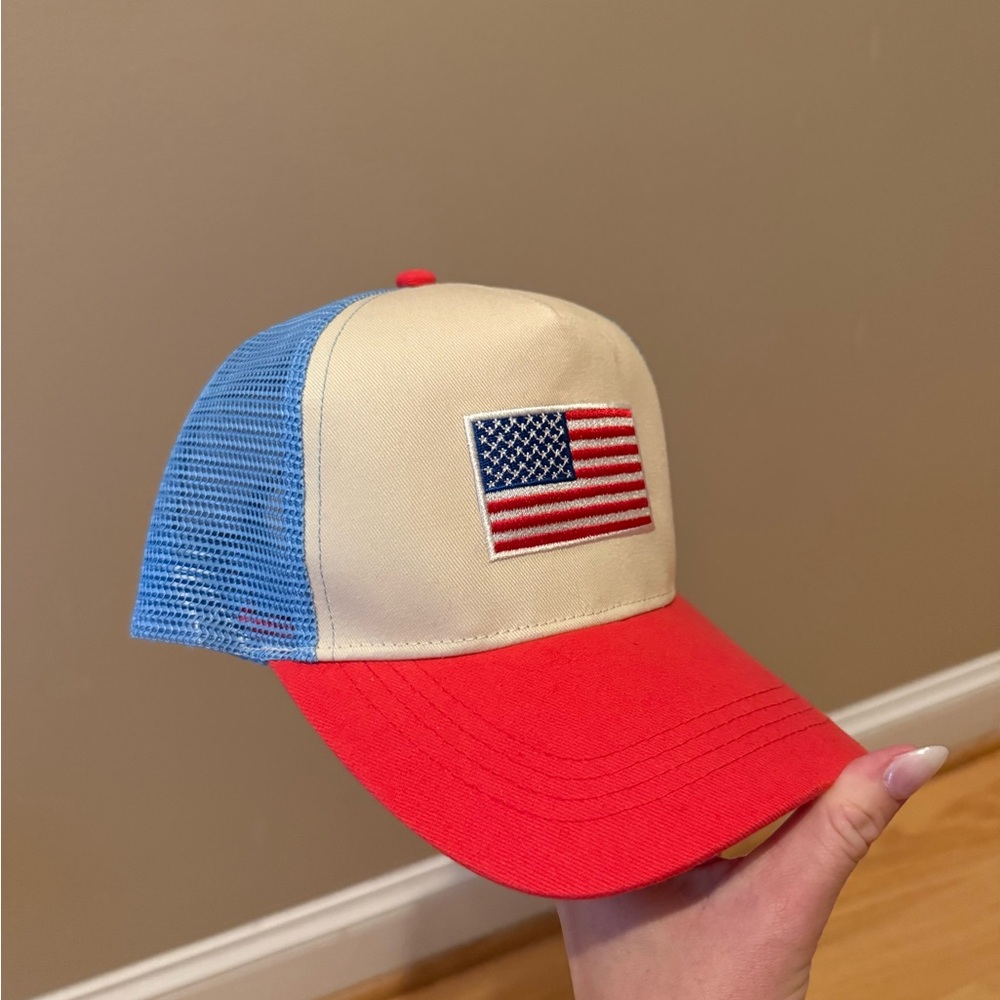 Altar’d State hat
